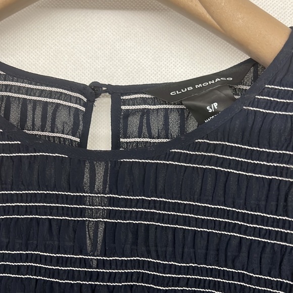 NEW Club Monaco Peplum Smocked Blouse Stretch Stripe Crop Top Navy Blue SZ SMALL - Picture 3 of 3
